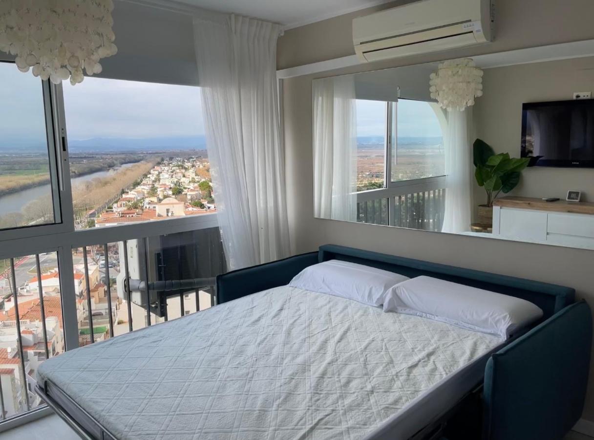 Four Seasons Apartment Empuriabrava Ngoại thất bức ảnh